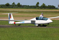 F-CHMT @ LFOR - Taxiing - by Romain Roux