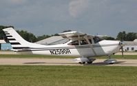 N2590R @ KOSH - Cessna 182K