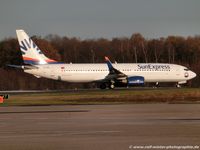 TC-SNI @ EDDK - Boeing 737-8FH(W) - XQ SXS SunExpress - 29671 - TC-SNI - 03.12.2015 - CGN - by Ralf Winter