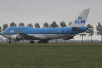 PH-BFI @ EHAM - Schiphol - by Roberto Cassar