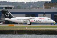 HB-IYU @ EGLC - Swiss/Star Alliance livery - by Jan Buisman