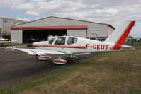 F-GKUT @ LFPN - Parked - by Romain Roux