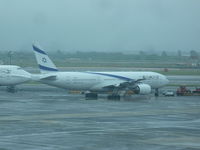 4X-ECF @ JFK - El Al Boeing 777-200ER - by Christian Maurer