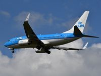 PH-BGI @ LFBD - KLM 1317 from Amsterdam landing runway 29 - by JC Ravon - FRENCHSKY