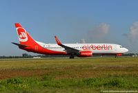 D-ABMI @ EDDL - Boeing 737-86J(W) - AB BER Air Berlin - 37770 - D-ABMI - 31.07.2015 - DUS - by Ralf Winter