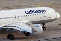 D-AINA @ LOWL - D-AINA @ Linz Airport