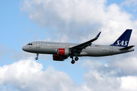 SE-ROA @ EKCH - SE-ROA landing rw 22L - by Erik Oxtorp
