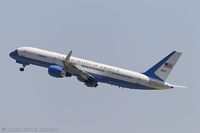 98-0001 @ KADW - C-32A 98-0001 Air Force Two from 1st AS 89th AW Andrews AFB, MD - by Dariusz Jezewski www.FotoDj.com
