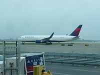N178DZ @ JFK - Boeing 767-300ER - by Christian Maurer