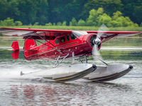 N68189 @ 8Y4 - Taking a few lucky friends for a ride at the Minnesota Seaplane Pilots Association 2017 pig roast - by Greg Drawbaugh