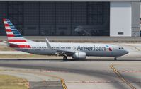 N989NN @ KSJC - Boeing 737-800 - by Mark Pasqualino