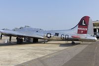 N3193G @ KFRG - Boeing B-17G Flying Fortress Yankee Lady  C/N 77255 - Yankee Air Museum, N3193G