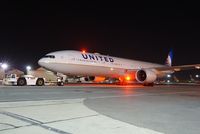 N2332U @ KSFO - SFO 2017. - by Clayton Eddy