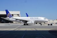 N825UA @ KSFO - SFO 2017. - by Clayton Eddy
