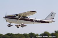 N2737L @ KOSH - Cessna 172H Skyhawk  C/N 17255937, N2737L - by Dariusz Jezewski www.FotoDj.com