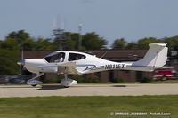 N811ET @ KOSH - Diamond DA-40 Diamond Star  C/N 40.874, N811ET