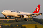 TC-JCI @ VIE - Turkish Airlines