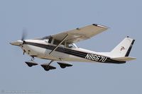 N8667U @ KOSH - Cessna 172F Skyhawk  C/N 17252570, N8667U - by Dariusz Jezewski www.FotoDj.com