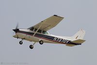 N737DV @ KOSH - Cessna 172N Skyhawk  C/N 17269346, N737DV - by Dariusz Jezewski www.FotoDj.com