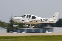 N645BD @ KOSH - Cirrus SR22  C/N 1529, N645BD