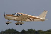 N8723E @ KOSH - Piper PA-28-140 Cherokee  C/N 28-7625150, N8723E - by Dariusz Jezewski www.FotoDj.com
