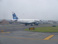 N629JB @ JFK - Airbus A320 - by Christian Maurer