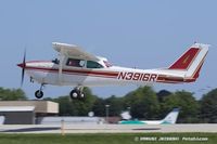 N3916R @ KOSH - Cessna 172H Skyhawk C/N 17255416, N3916R - by Dariusz Jezewski www.FotoDj.com