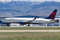 N3757D @ KBOI - Landing RWY 28R. - by Gerald Howard