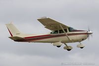 N4690E @ KOSH - Cessna 182R Skylane  C/N 18268260, N4690E - by Dariusz Jezewski www.FotoDj.com