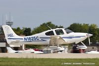 N1625C @ KOSH - Cirrus SR22  C/N 584, N1625C