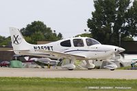 N352WT @ KOSH - Cirrus SR22T  C/N 5, N352WT - by Dariusz Jezewski www.FotoDj.com