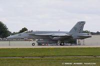 168915 @ KOSH - F/A-18E Super Hornet 168915 AJ-305 from VFA-87 Golden Warriors  NAS Oceana, VA
