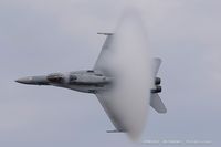 163432 @ KOSH - F/A-18C Hornet 163432 AD-302 from VFA-106 Gladiators NAS Oceana, VA