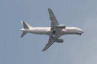 EI-FWC @ EBBR - On approach to RWY 07L