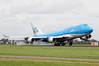 PH-BFT @ EHAM - KLM Boeing 747 - by Andreas Ranner