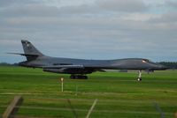 85-0087 @ EGVA - B1B FOR TAXI - by m0sjv
