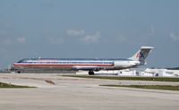 N983TW @ KMKE - MD-83