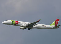 CS-TTZ @ EDDL - Take off from Dusseldorf Airport - by Willem Göebel