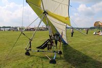 OO-646 @ EBDT - At oldtimer fly in Schaffen.