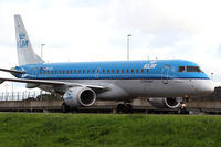 PH-EXA @ EHAM - KLM cityhopper ERJ-190