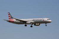 N161AA @ KDFW - Airbus A321 - by Mark Pasqualino
