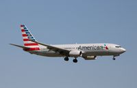 N925NN @ KDFW - Boeing 737-800 - by Mark Pasqualino