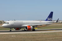 SE-ROA @ LMML - A320 SE-ROA SAS - by Raymond Zammit