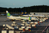 PH-HZV @ EHEH - transavia parked at gate - by fink123