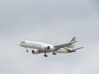 N406UP @ 3607 - Landing - by Canonman