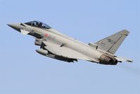 MM7302 @ LFRJ - Eurofighter EF-2000 Typhoon S, Take off rwy 26, Landivisiau Naval Air Base (LFRJ) Tiger Meet 2017 - by Yves-Q
