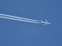PH-HXC - Flight HV6116, Malaga to Amsterdam, level 380 under Bordeaux airport and my garden..... - by JC Ravon - FRENCHSKY