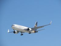 N343UP @ 3607 - Landing