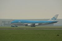PH-BFE @ EHAM - Amsterdam Schiphol Airport - by Denniskl