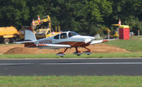 N939DM @ KDTN - Landing runway 14 at Shreveport Downtown Airport - by Carl Hennigan